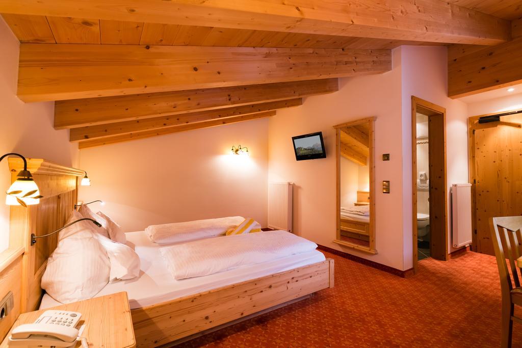 Hotel Schneeberg Family Spa Resort รีดันนา ห้อง รูปภาพ