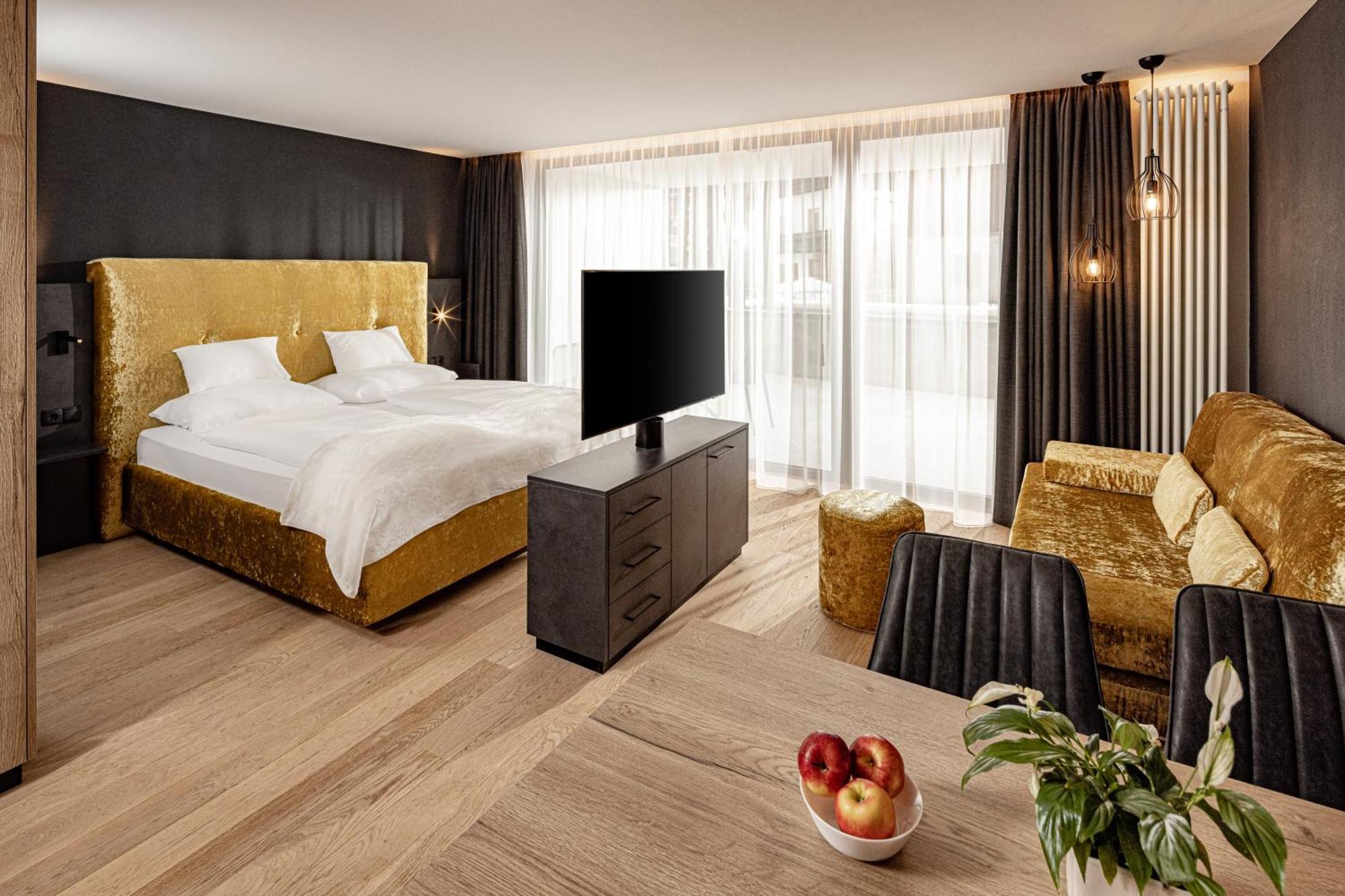 Hotel Schneeberg Family Spa Resort รีดันนา ภายนอก รูปภาพ