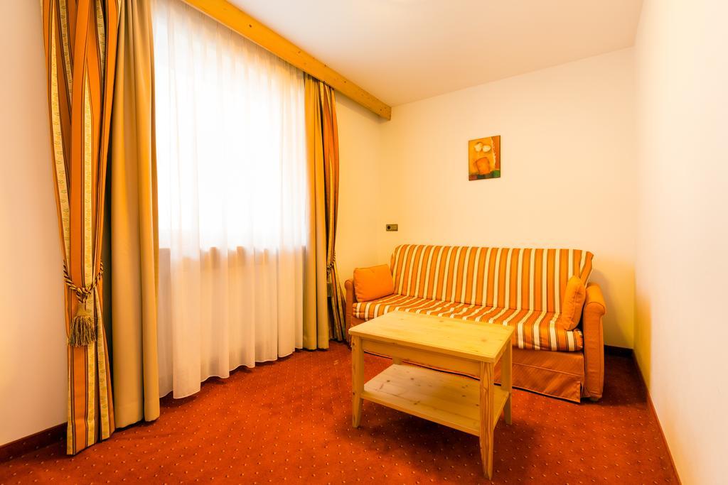 Hotel Schneeberg Family Spa Resort รีดันนา ห้อง รูปภาพ