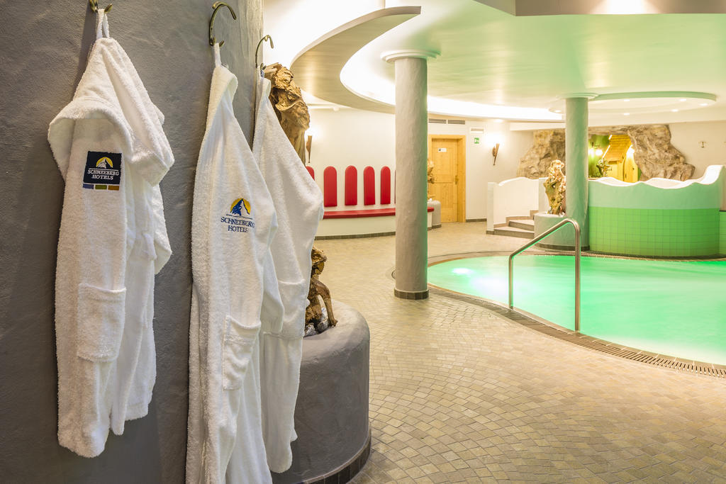 Hotel Schneeberg Family Spa Resort รีดันนา ภายนอก รูปภาพ