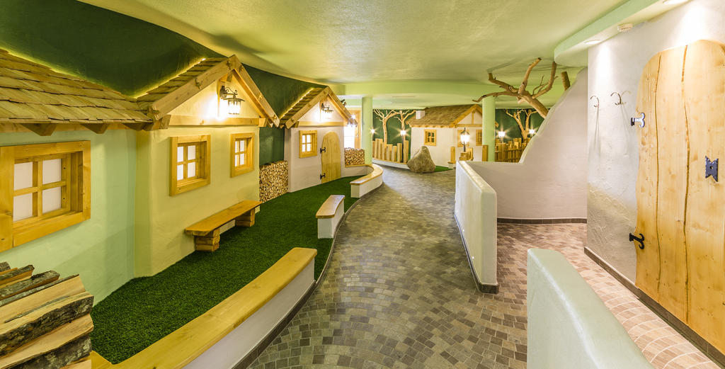 Hotel Schneeberg Family Spa Resort รีดันนา ภายนอก รูปภาพ